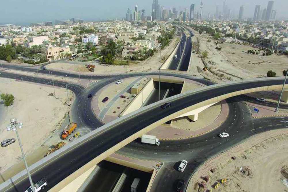 Picture of مديرو استثمار لـ «الراي»: تحريك عجلة المناقصات يزيد ثقة المستثمرين بالبورصة... محليين وأجانب