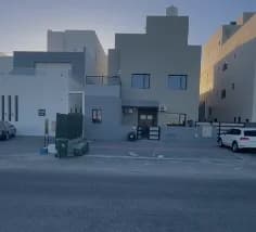 للبيع شاليه في صباح الاحمد البحرية