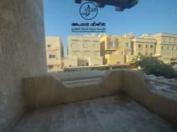 للايجار فيلا في الشهداء قطعة 1 (دورين وملحق) - صورة 7