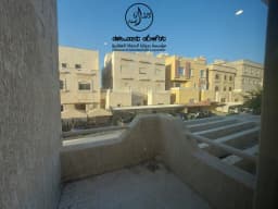 للايجار فيلا في الشهداء قطعة 1 (دورين وملحق) - صورة 8