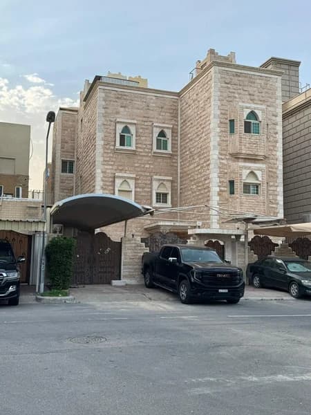 للبيع بيت في القرين