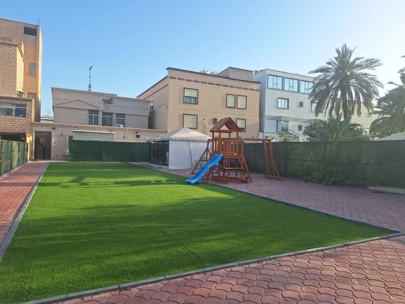 للبيع بيت صباح السالم قطعة 6