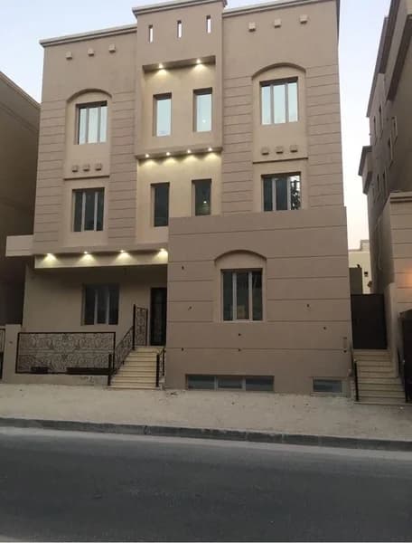 للبيع ڤيلا في شمال غرب الصليبيخات