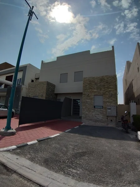 صورة مصغرة 2