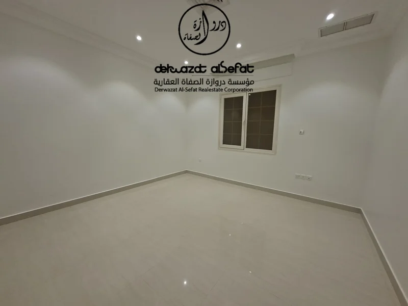 صورة مصغرة 5
