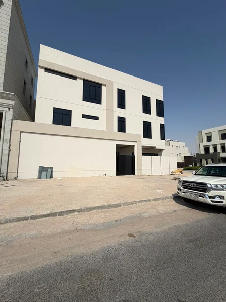 للبيع فيلا في المطلاع N11 - صورة 3