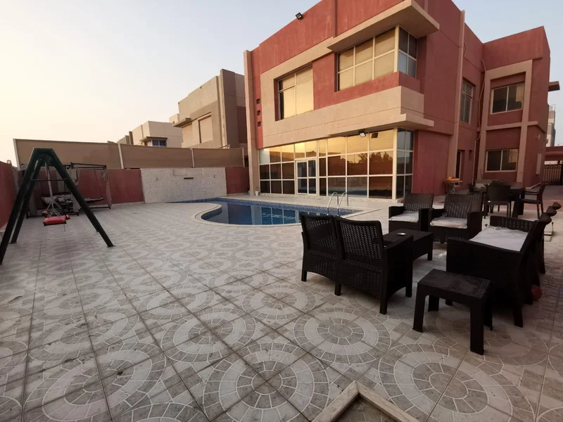 للبيع شاليه في مدينة صباح البحرية - الثانية