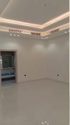 للبيع بيت جديد جنوب عبدالله المبارك - صورة 2