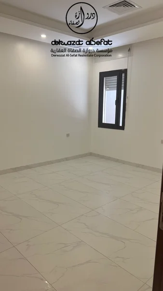 للإيجار دور ثالث في الرميثيه قطعة 11 - صورة 2