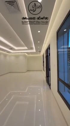 للايجار دور ارضي في الجابريه قطعه 7