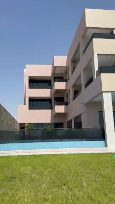 للبيع شاليه في مدينة صباح الاحمد البحرية - الخامسة