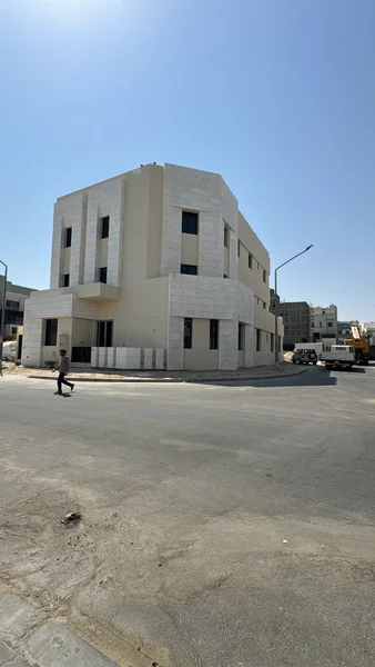 للبيع فيلا في المسايل قطعه 2