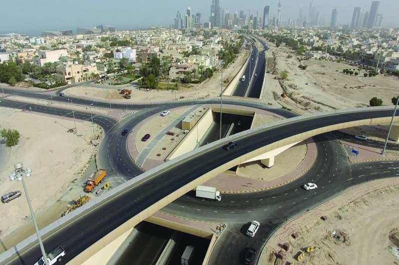 مديرو استثمار لـ «الراي»: تحريك عجلة المناقصات يزيد ثقة المستثمرين بالبورصة... محليين وأجانب