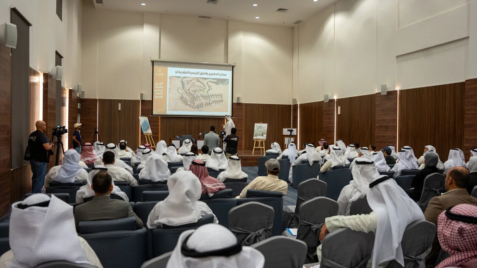 صورة من الألبوم ورشة تاريخ صباح الأحمد البحرية