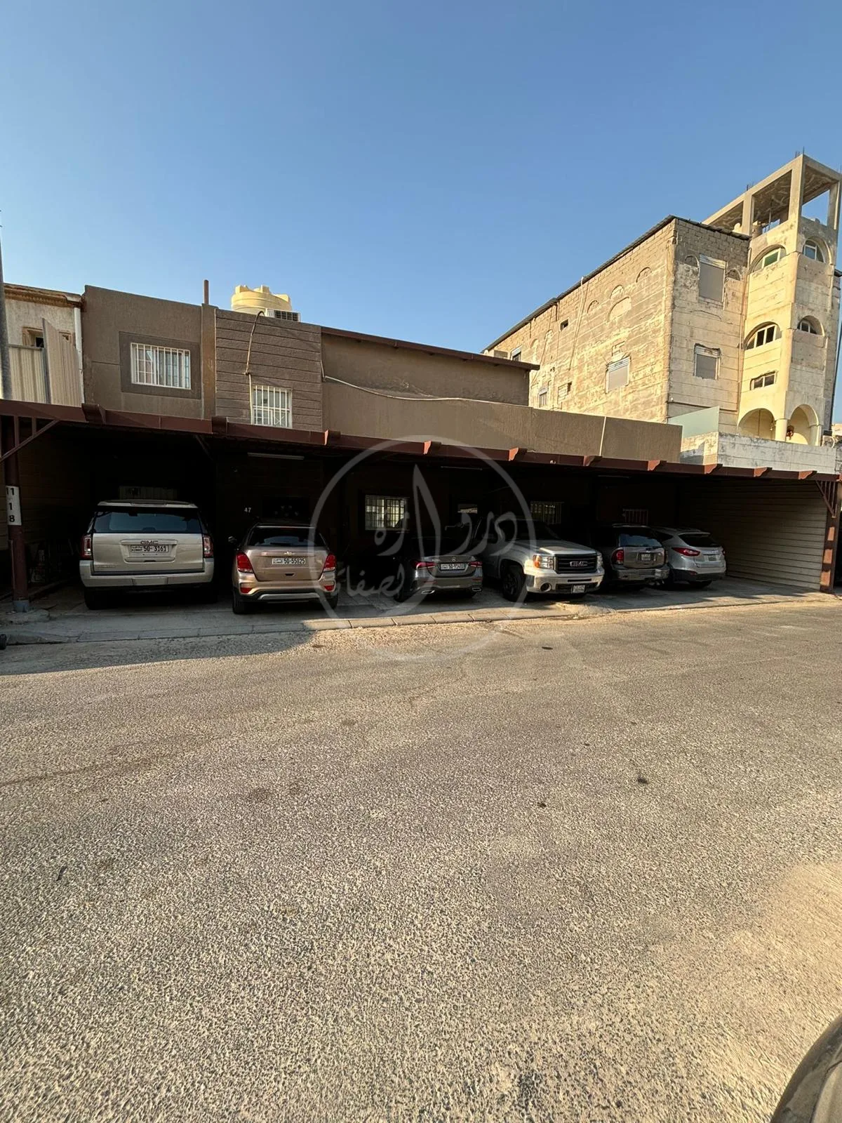 للبيع بيت الدوحة ق3 - صورة 1