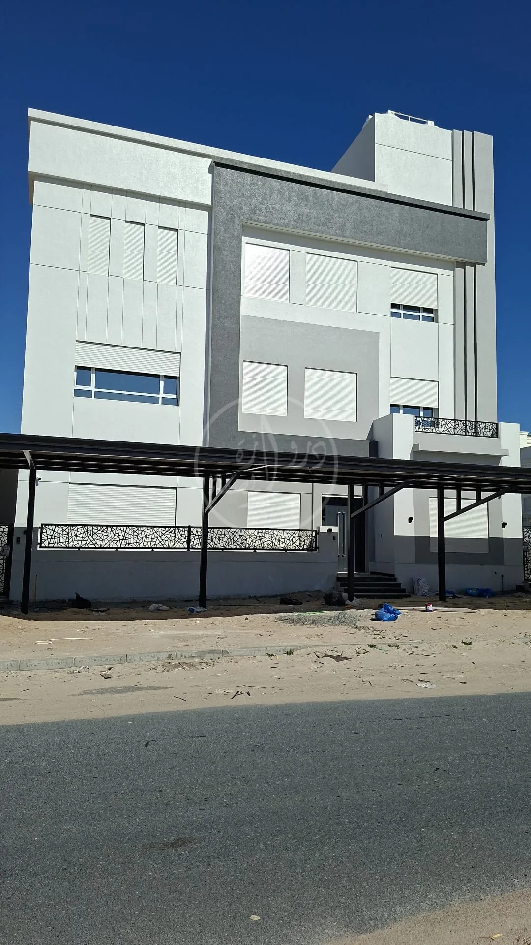بيت للبيع في جنوب عبدالله المبارك قطعة 2 - صورة 1