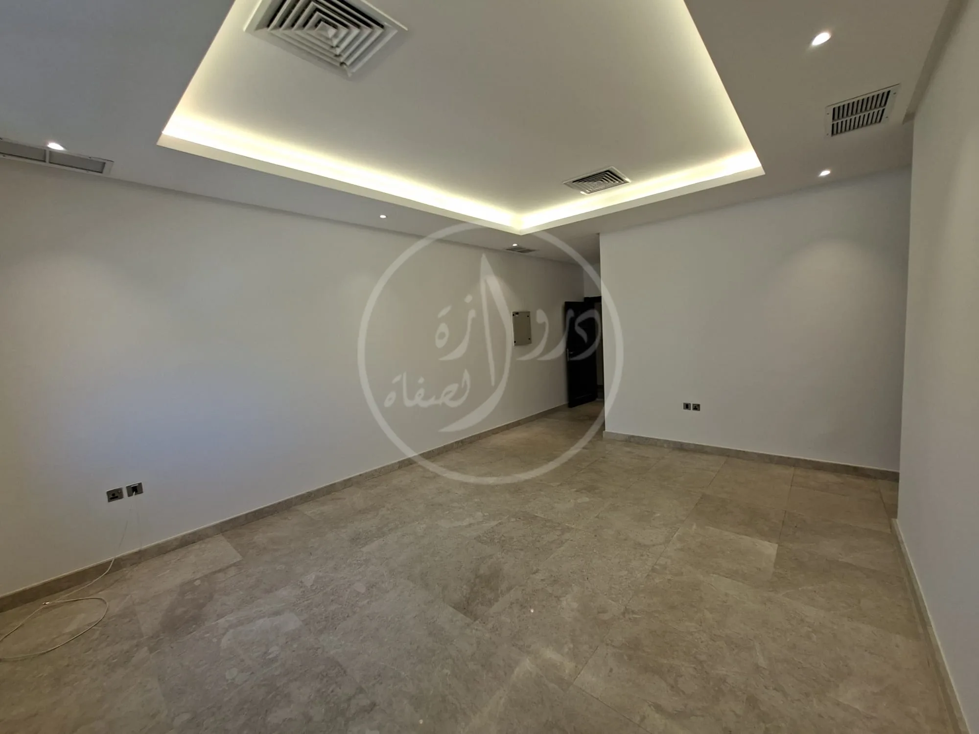 للإيجار شقه في النزهة قطعه 1