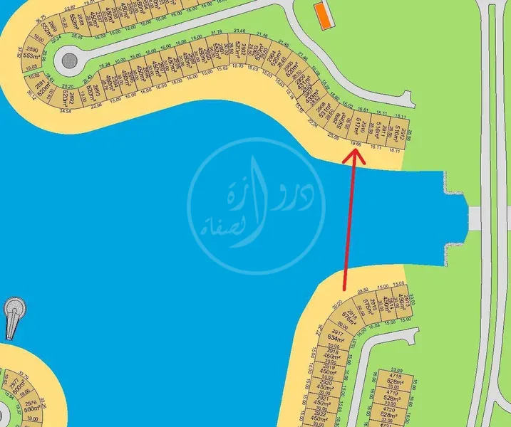 ارض واجهه عريضه للبيع في الخامسة