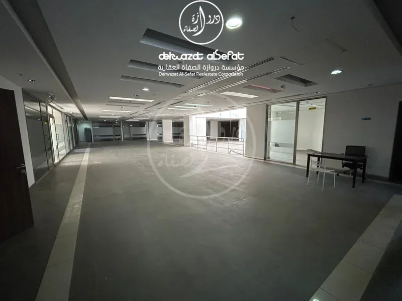 مبنى للايجار في الشويخ قطعة 1