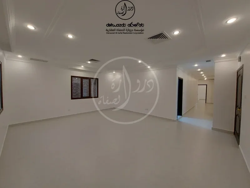 شقة للايجار في الزهراء قطعة 6