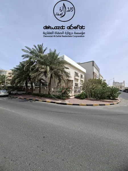 بيت للايجار في منطقة صباح السالم قطعة 4
