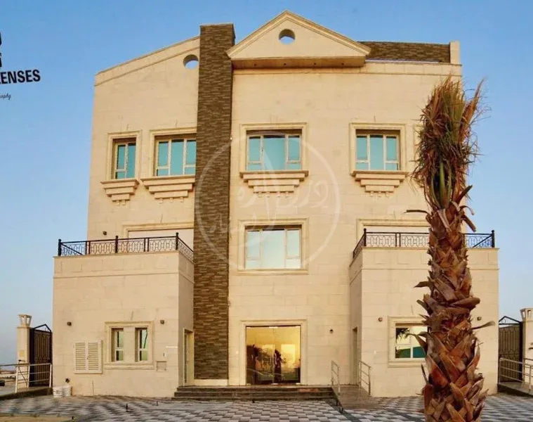 للبيع شاليه في مدينة صباح البحرية - الرابعة - 7372
