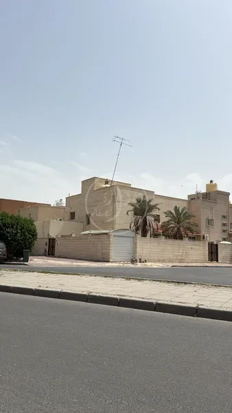 بيت للبيع في السالمية قطعة 12