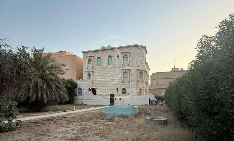 للبيع قسيمة في منطقة مبارك الكبير ق٦
