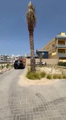 للبيع أرض في مدينة صباح البحرية - الثانية