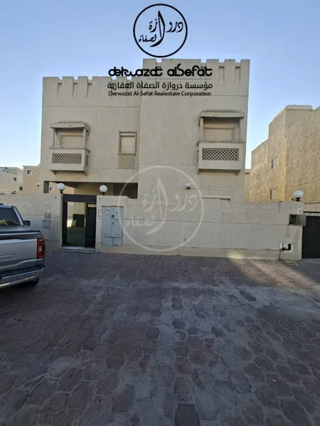 للإيجار بيت في صباح الاحمد قطعه 2