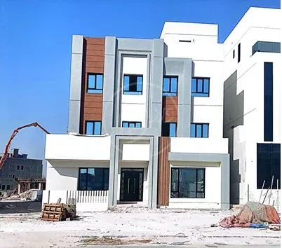 بيت للبيع في مدينة المطلاع قطاع ان 8