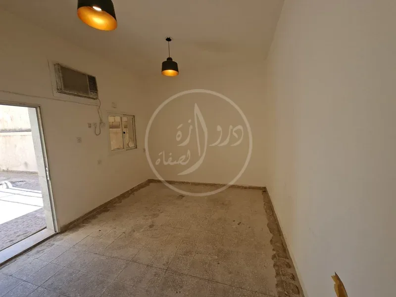 للإيجار ملحق في النزهة قطعه 1