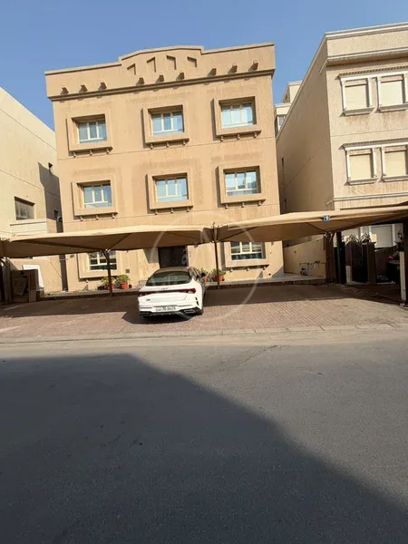 قسيمة للبيع في المنقف قطعة 2