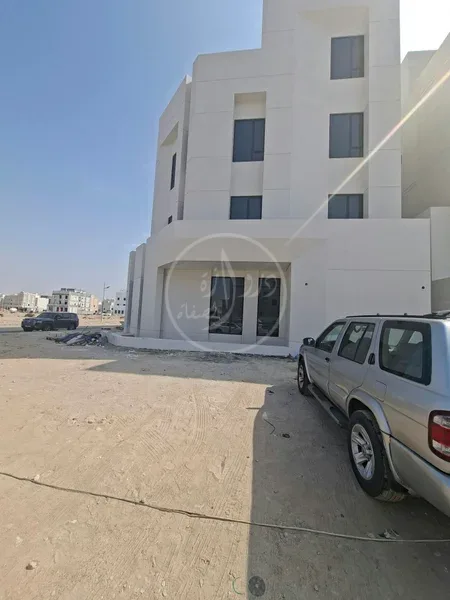 بيت راس للايجار في المطلاع N4 قطعة 3