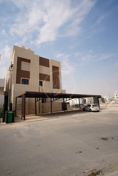 بيت راقي للبيع في مدينة المطلاع قطاع n 8