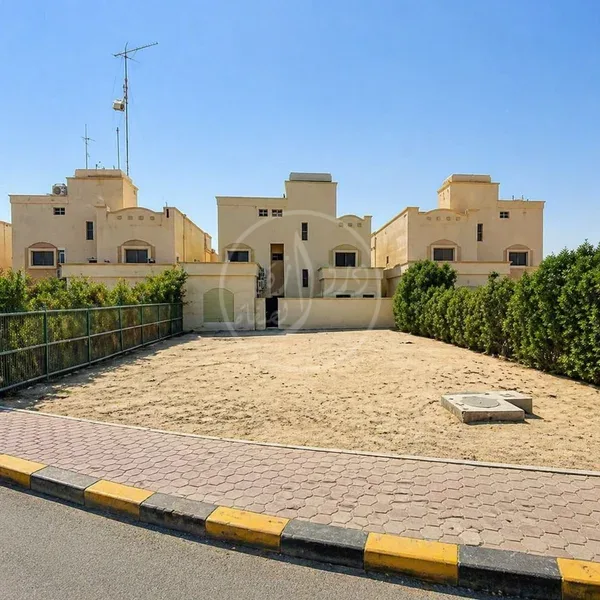 بيت حكومي للبيع في جابر الاحمد قطعة 6